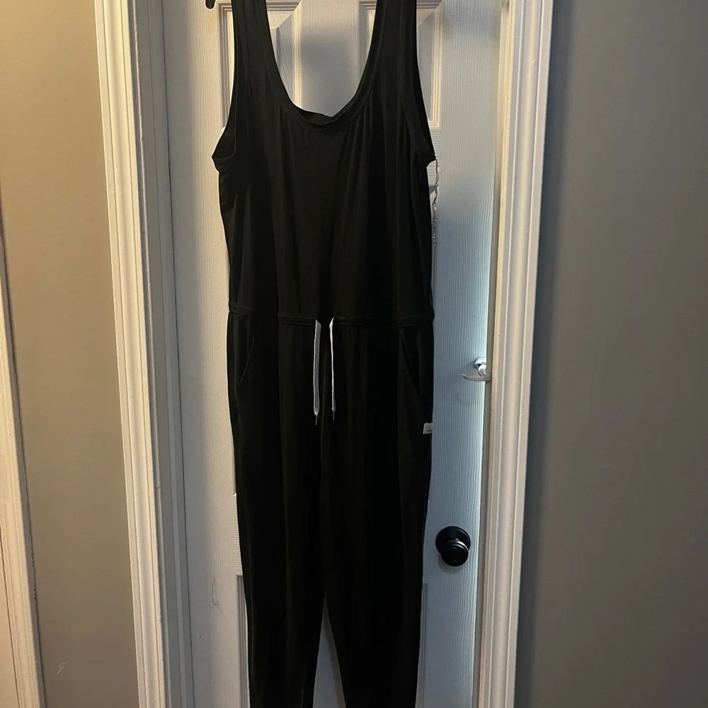 Vuori Classic Black Jumpsuit - Picture 1 of 3